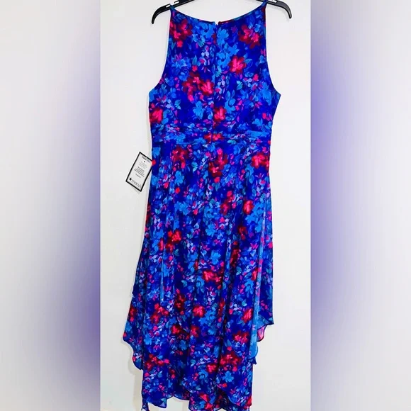 Long Printed Chiffon Dress with a Halter Keyhole Size 14W and 16W - Picture 5 of 5